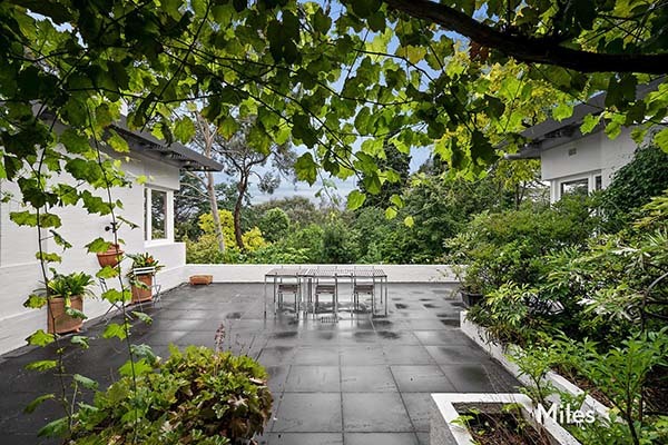 Photo - 45 Outlook Drive, Eaglemont